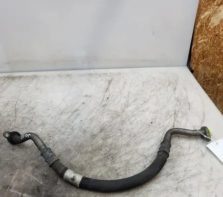 Volvo V60 Air conditioning (A/C) pipe/hose 31332529