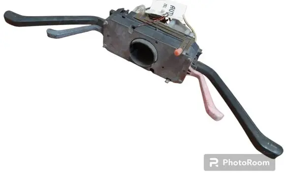 Volkswagen Polo I 86 Wiper control stalk 861953513F