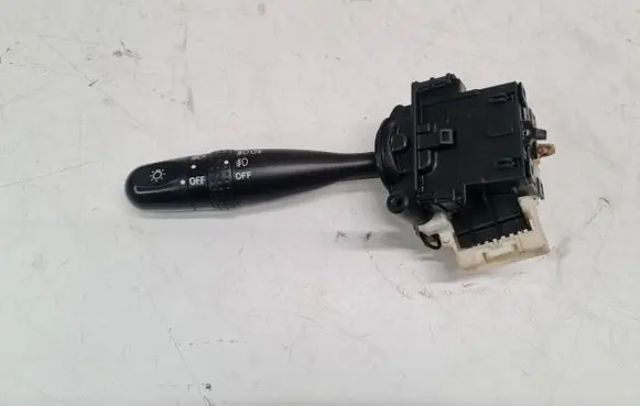 Toyota Corolla E120 E130 Indicator stalk 1736481