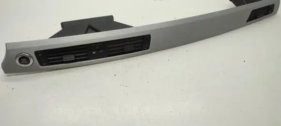 BMW 3 E90 E91 Dash center air vent grill 9130458