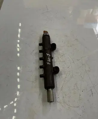 Mitsubishi L200 Fuel main line pipe 04U60623