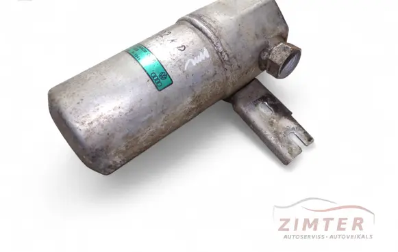 Audi A8 S8 D2 4D Air conditioning (A/C) air dryer 4D0820193A