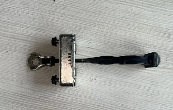 Nissan Navara D23 Front door check strap stopper