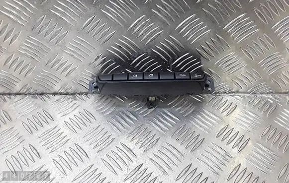 Traction control (ASR) switch