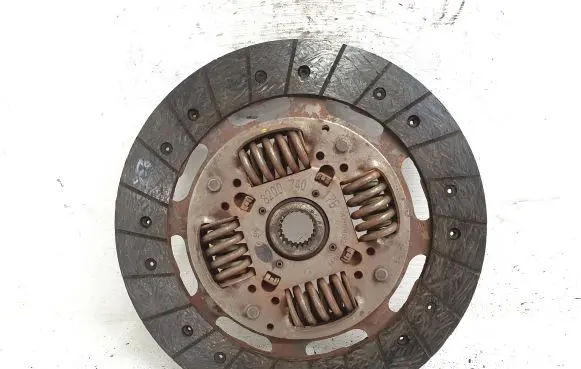Opel Vivaro Clutch pressure plate 8200740176