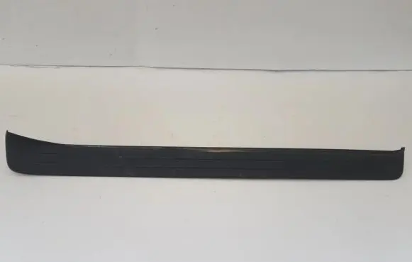 Subaru Legacy Side skirt front trim 