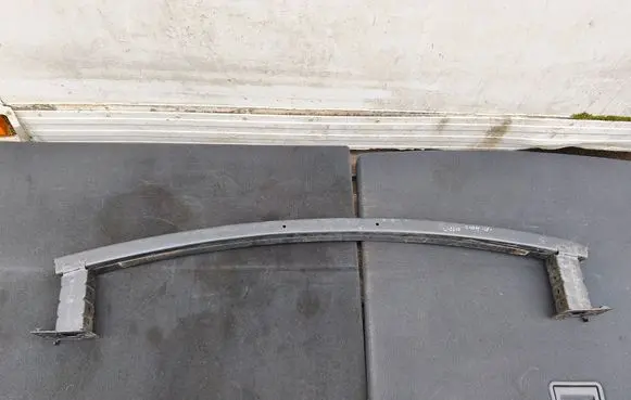 Nissan Qashqai Front bumper cross member 620304EA0C