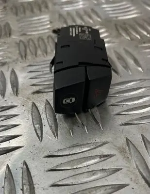BMW 2 F46 Hazard light switch 9354186 3474020204