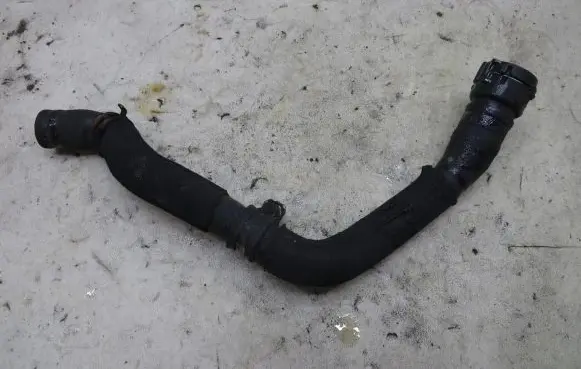 Audi Q5 SQ5 Engine coolant pipe/hose 8R0915181