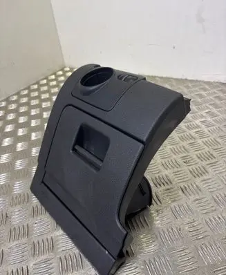 Volkswagen Golf VI Other dashboard part 5K1858365 5K1858367