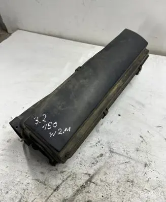 Mercedes-Benz E W211 Air filter box A6460900601 LP13401 FP0096