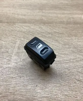 Citroen Xsara Electric window control switch A9082 22681