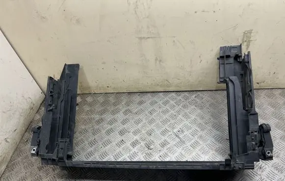 BMW 7 F01 F02 F03 F04 Radiator support slam panel bracket 7575245