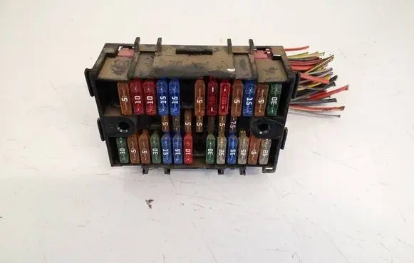 Volkswagen Transporter - Caravelle T5 Fuse box set 7h0937617