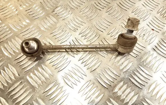 Volvo XC40 Front anti-roll bar/stabilizer link 31360658