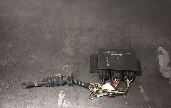 Volkswagen PASSAT B5.5 Comfort/convenience module 1C0959799A