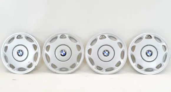 BMW 3 E36 R15 wheel hub/cap/trim 