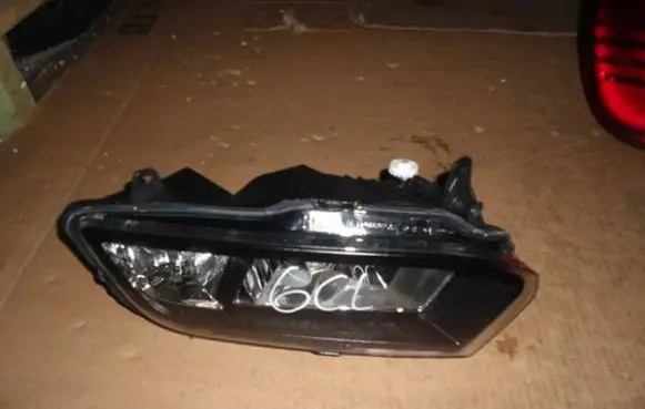 Volkswagen Polo V 6R Front fog light