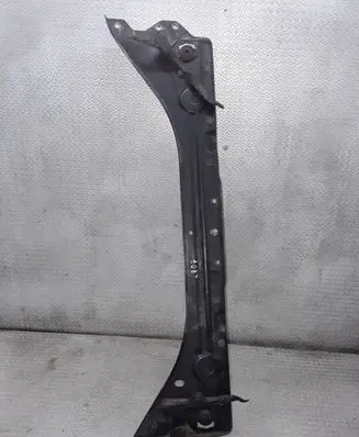 Mercedes-Benz E W211 Bottom radiator support slam panel 