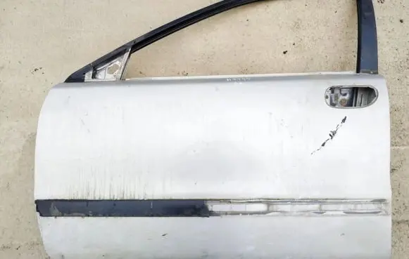Volvo S40, V40 Front door pilkos