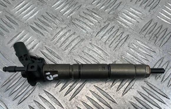 Mercedes-Benz GL X164 Fuel injector A6420701987 080721 0445115076