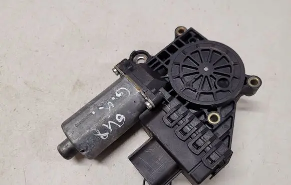 Jaguar S-Type Rear door window regulator motor 0130821949