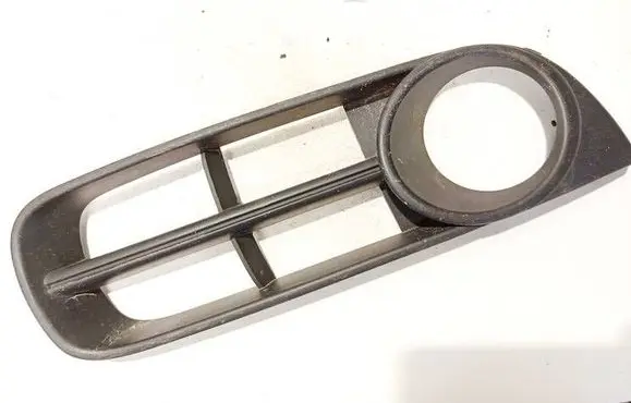 Skoda Fabia Mk2 (5J) Front bumper lower grill 5j0853666