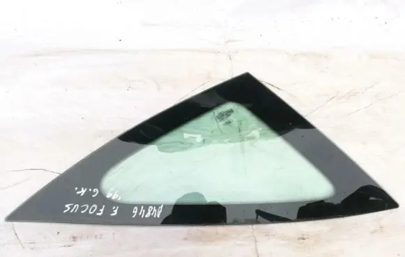 Ford Focus Rear side window