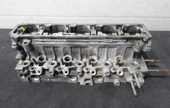 Peugeot Partner Engine head 200GN 9633750210