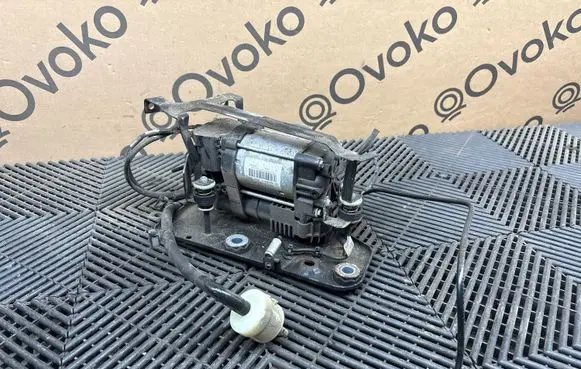 Volvo XC90 Air suspension compressor/pump SIE00009