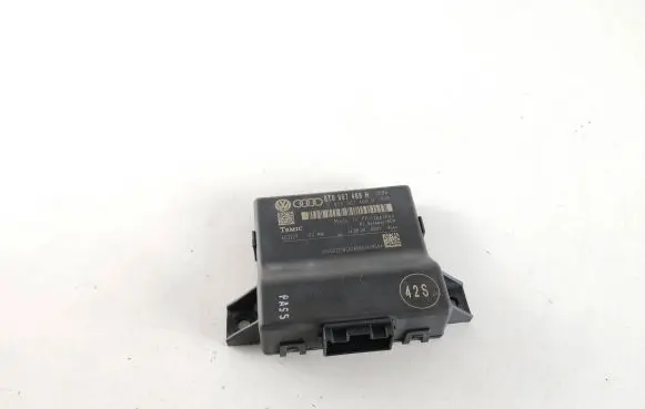 Audi A5 8T 8F Gateway control module 8T0907468H 403221