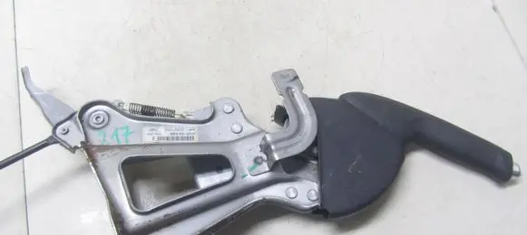 Honda CR-V Handbrake/parking brake lever assembly 4710F-T0A-E000