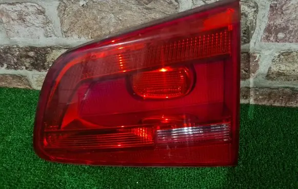 Volkswagen Touran I Rear/tail lights