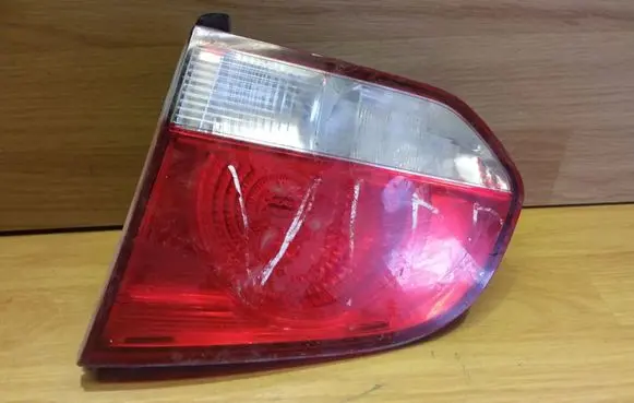 Volkswagen Golf VI Tailgate rear/tail lights 5K0945108 89090386R