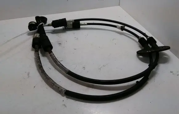 Gear shift cable linkage