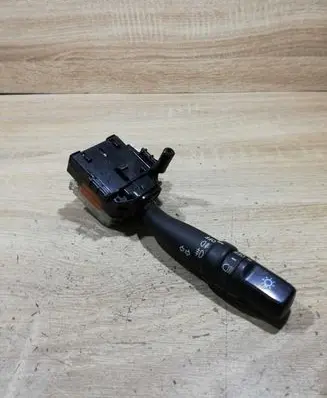 Toyota Avensis T250 Indicator stalk 8414005110