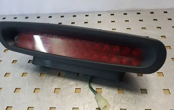 Hyundai Terracan Third/center stoplight