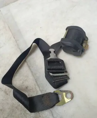 Mercedes-Benz W123 Front seatbelt 1238680222 8680222