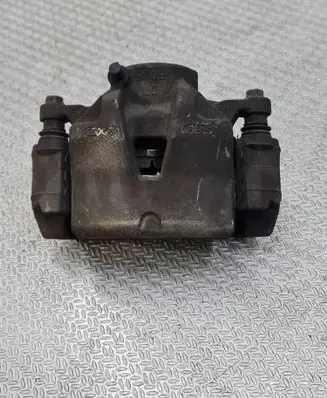 Hyundai Tucson TL Front brake caliper 8172F