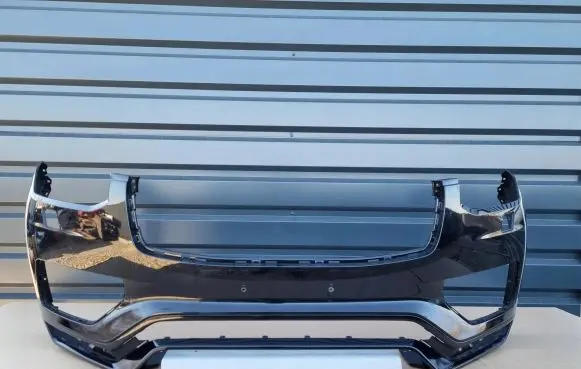 Volvo XC90 Front bumper 31690641