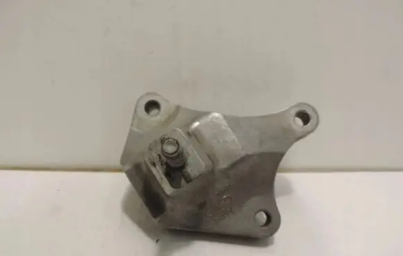 Ford Fiesta Gearbox mounting bracket EG91-GK305-BA