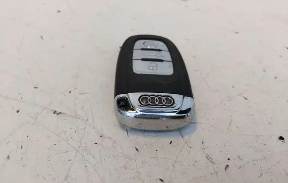 Audi A4 S4 B8 8K Ignition key/card 8T0959754D 5101808