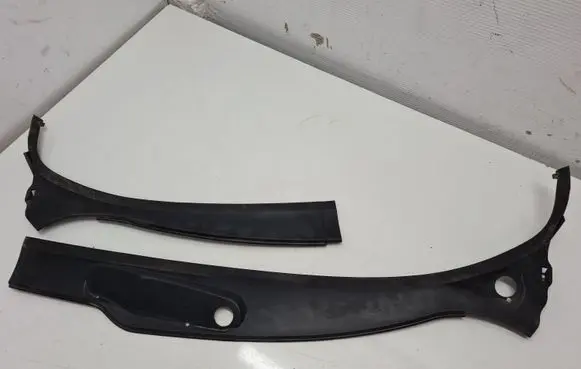 Peugeot 206+ Wiper trim 9630607477 9630607377