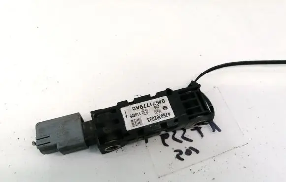 Jeep Grand Cherokee (WK) Airbag deployment crash/impact sensor 04671779AC 4760302093