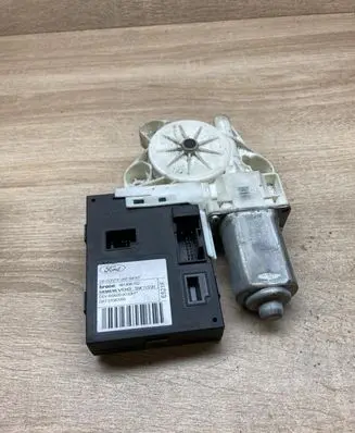 Ford Focus Front door window regulator motor 981406102 5W411572H