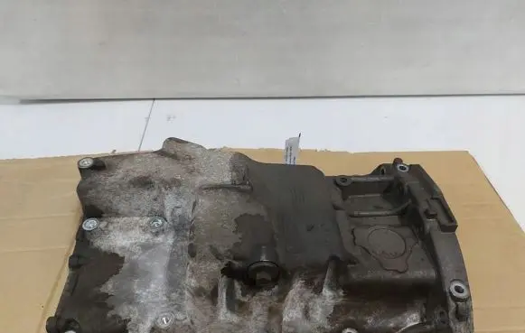 Volvo C30 Oil sump 6M2E-6675-AA