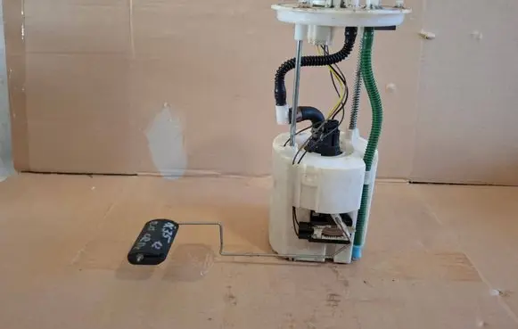 Hyundai ix35 In-tank fuel pump 311102Y000