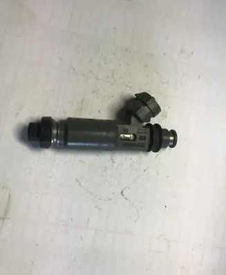 Mazda 323 Fuel injector 1955003110