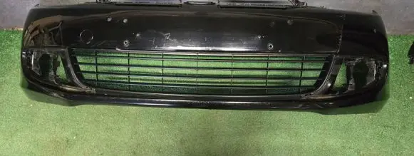 Volkswagen Golf VI Front bumper