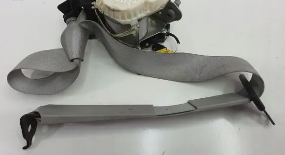 Mercedes-Benz GL X164 Third row seat belt 1648600685
